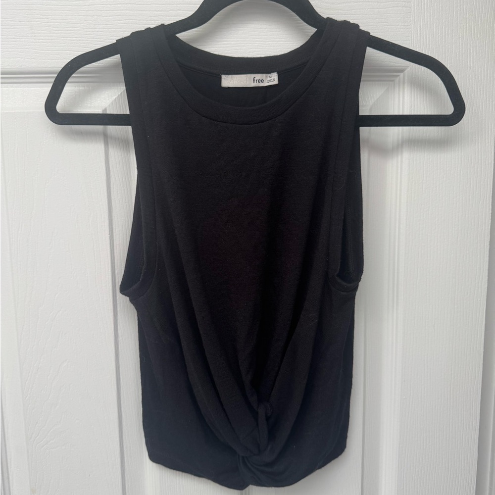 Wilfred Black Sleeveless Tank Top